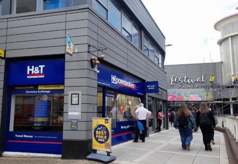 Curchod & Co facilitates golden addition at Festival Place, Basingstoke