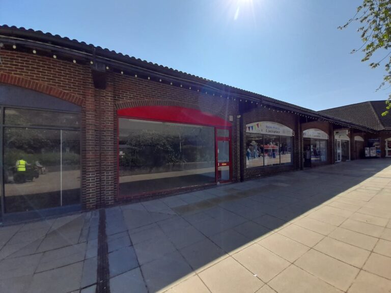 Unit 5, Chineham Shopping Centre, Basingstoke, RG24 8BQ