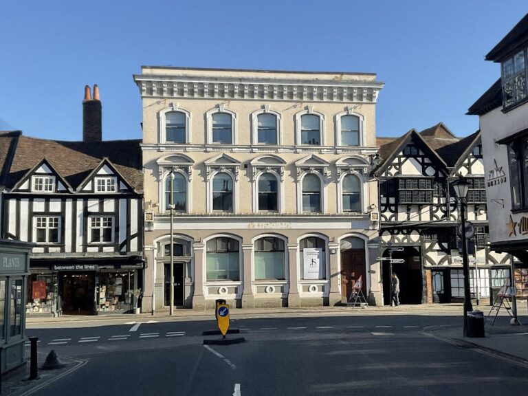 38 The Borough, Farnham, GU9 7NA