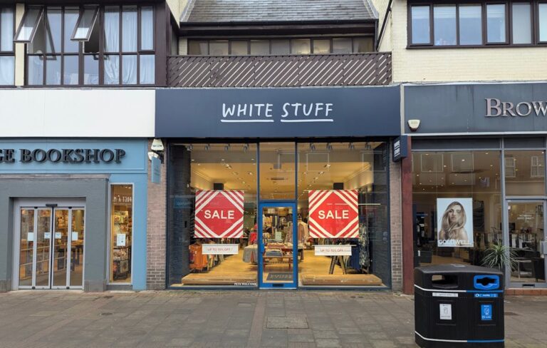 22B High Street, Weybridge, KT13 8AB