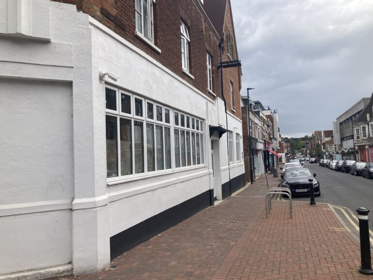 Cambridge Court, Camberley, GU15 3JY