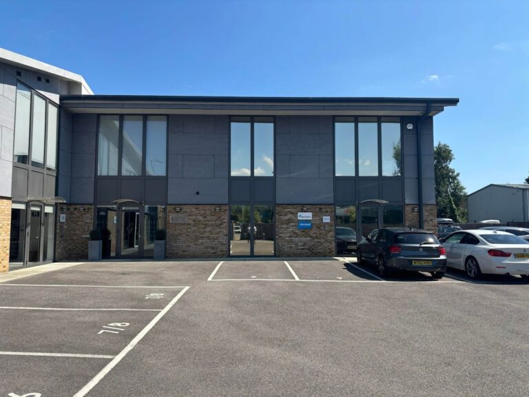 10-11 Innovation Place, Godalming, GU7 1JX