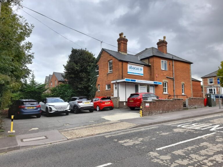 1 Chequers Road, Basingstoke, RG21 7PU