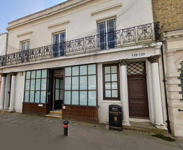 118-120 Guildford Street, Chertsey, KT16 9AH