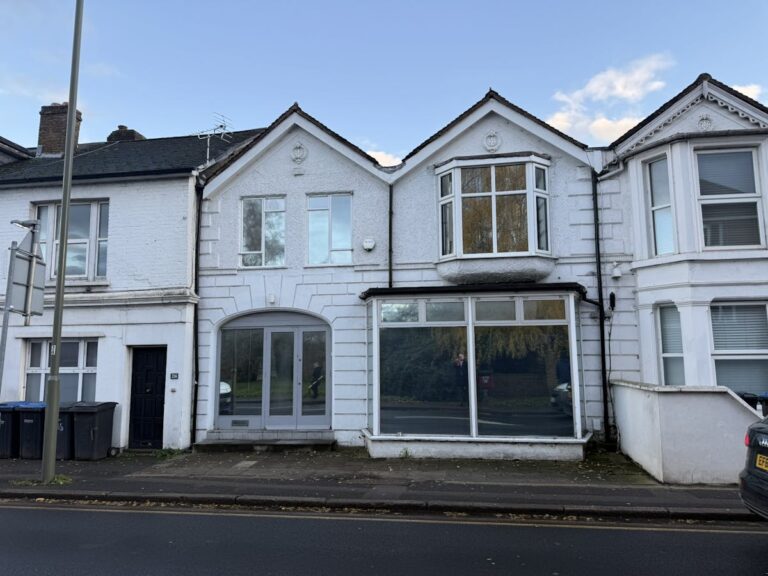 214 Station Road, Addlestone, KT15 2PH