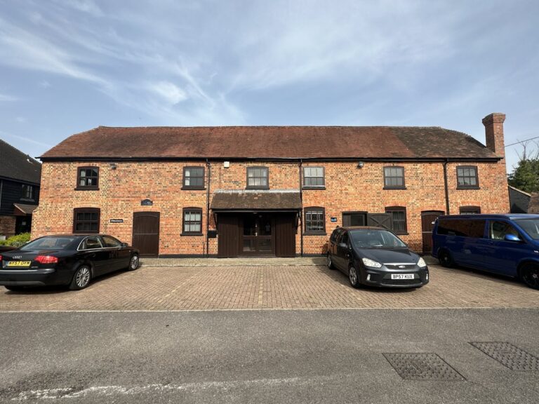 Suite 4, The Old Coach House, Grange Court, Grange Road, Farnham, GU10 1DW